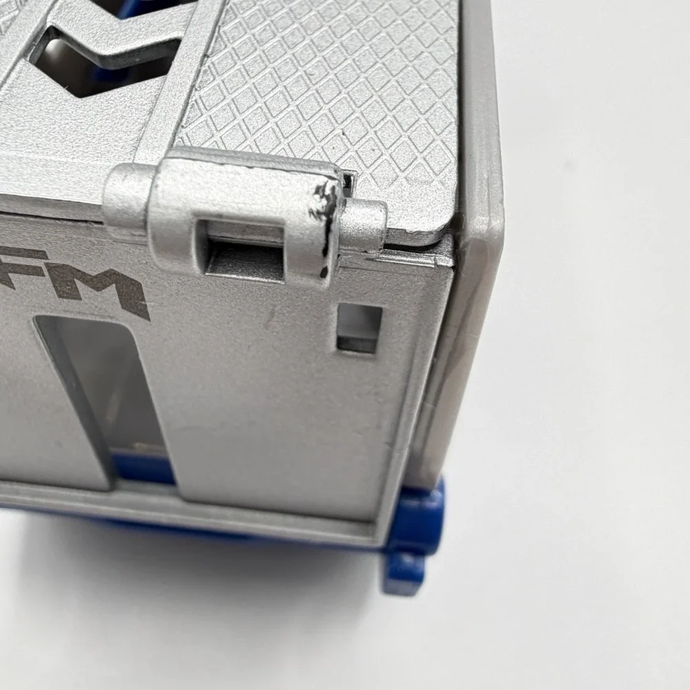 Maisto Burnin' Key Cars Blue & Chrome‎ Trailer Car Carrier Replacement Piece